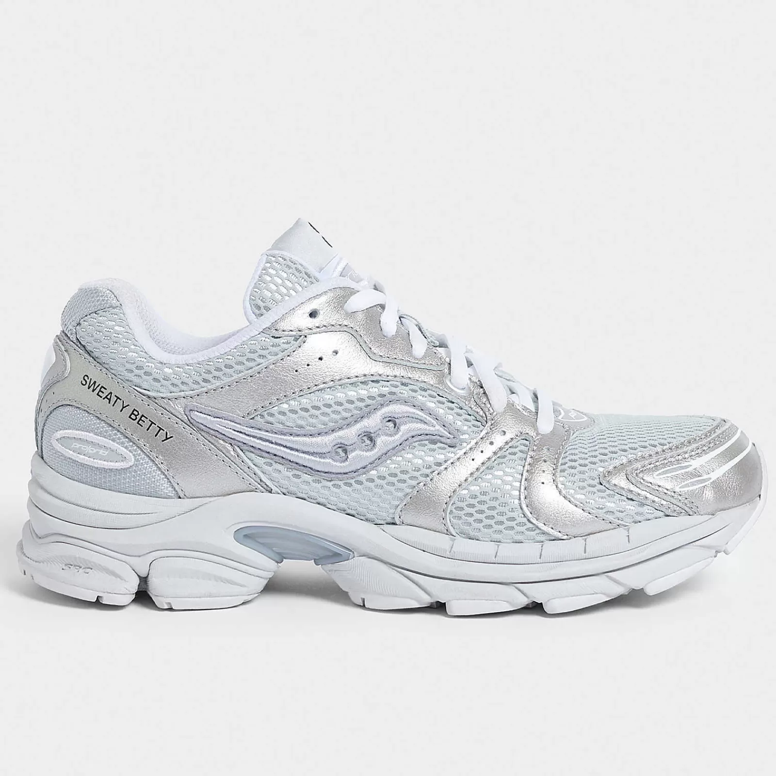 Lifestyle | Retro Tech | Saucony Sweaty Betty X ProGrid Triumph 4 - Voir tout